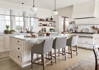 texas-farmhouse-white-kitchen-64386c16b676d